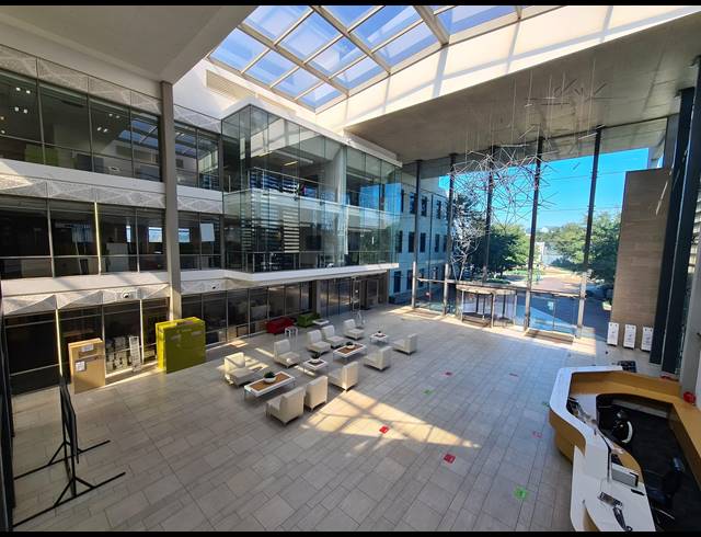 5,000M² OFFICE TO LET IN WATERFALL